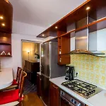 Valonija - Two Bedroom With Terrace And Garden View Daire *