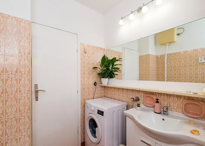 Apartment Valonija - Two Bedroom With Terrace And Garden View *